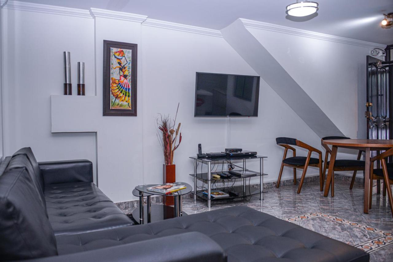 Apartment Carrera 301 Меделин Екстериор снимка